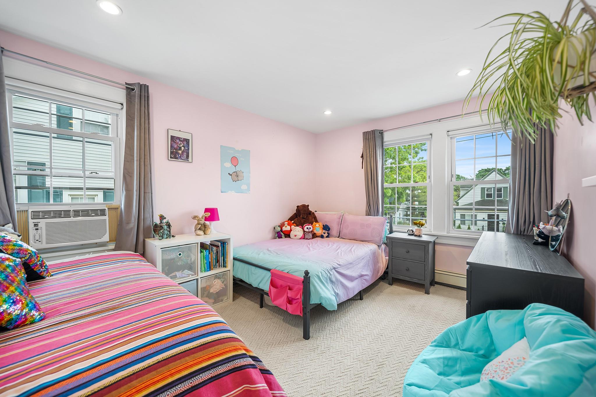 15 Leach Street, Lynbrook, New York image 26