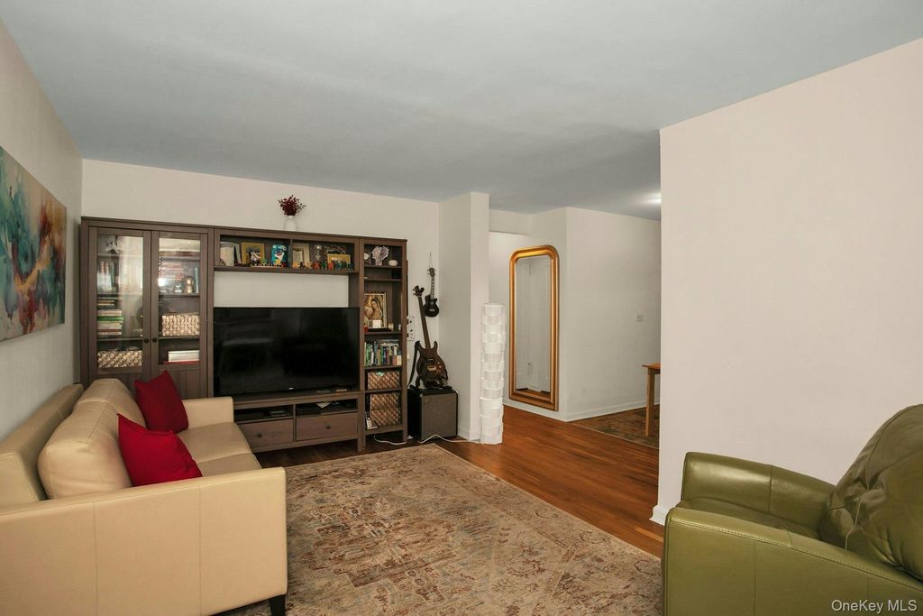 Photo of 34-49 81st Street #2R, Jackson Heights, NY 11372 (MLS # 973141)