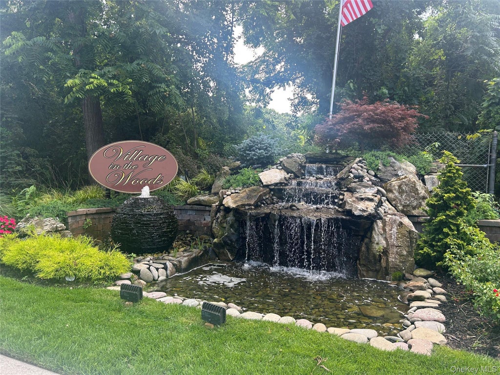 Photo of 18 Cedar Court #18, Selden, NY 11784 (MLS # 1033338)