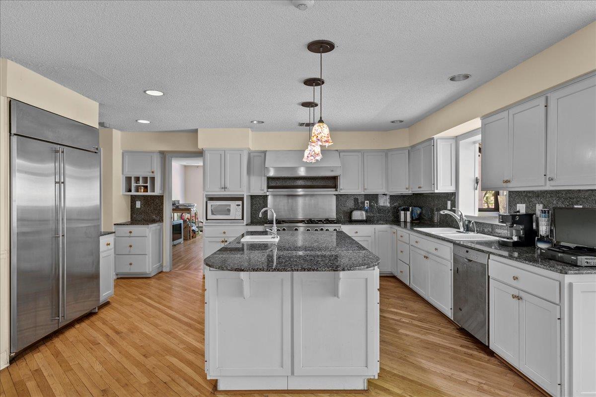 4 Pine Glen Drive, Blauvelt, New York image 12