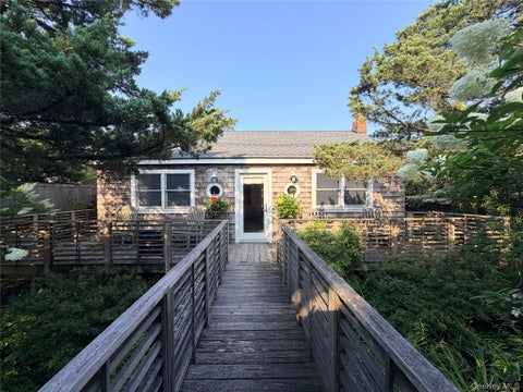 Homes For Sale - 101 Greene Walk<br/> Cherry Grove, NY 11782