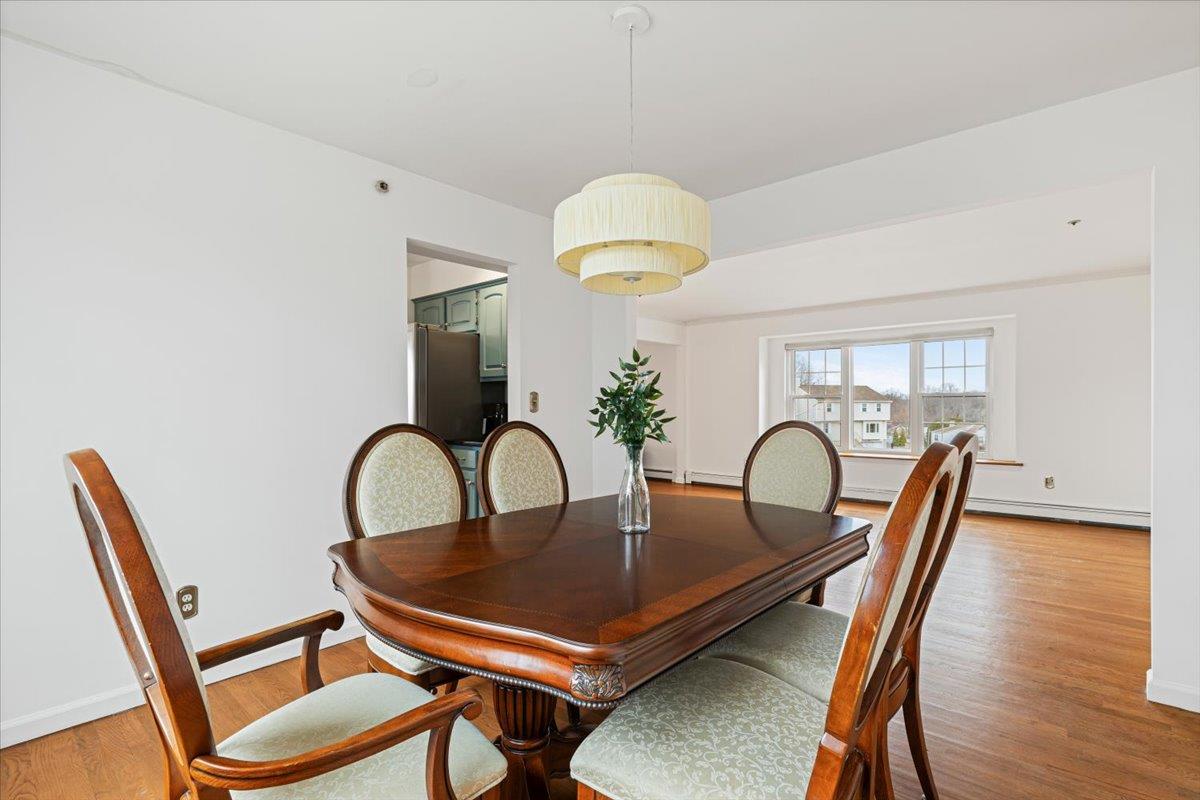 2 N Stratford Road, White Plains, New York image 7