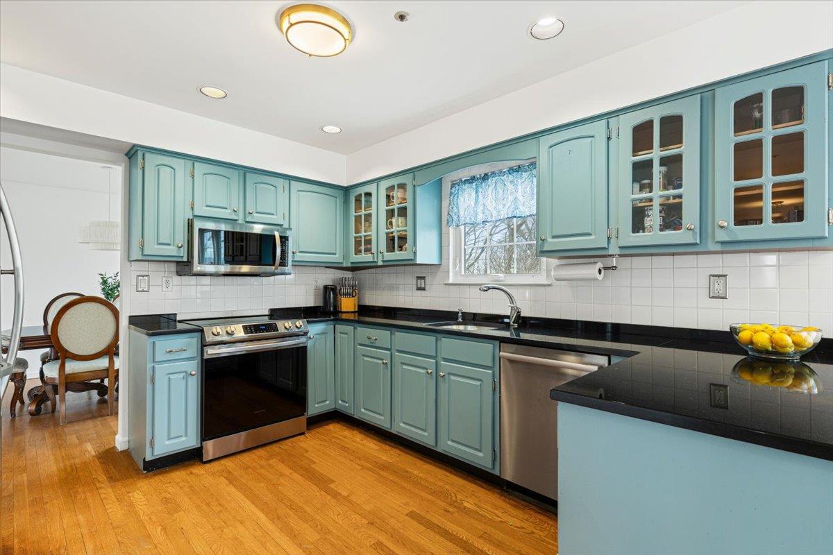 2 N Stratford Road, White Plains, New York image 9