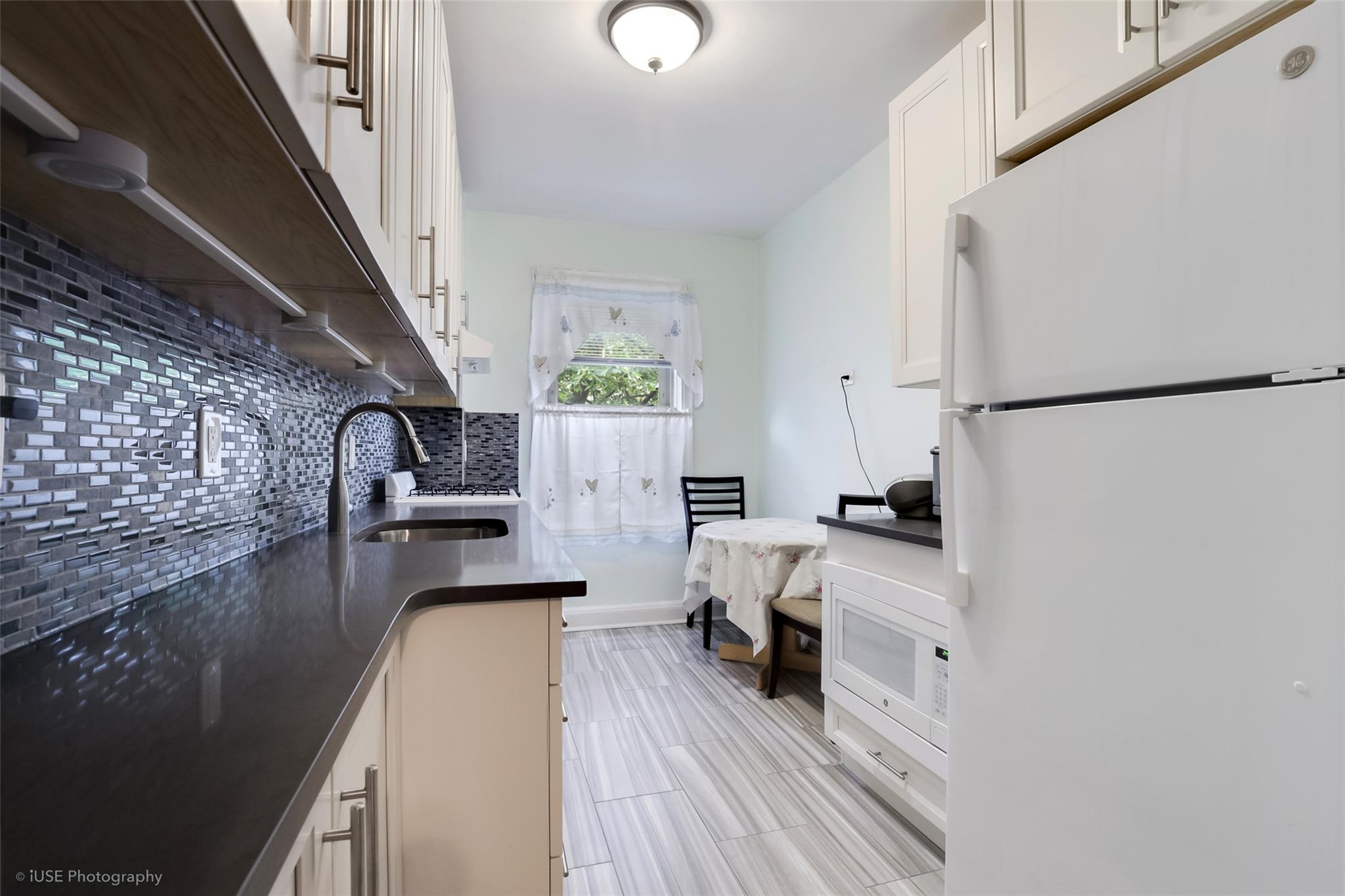 48-56 44th St #2H, Woodside, New York image 3