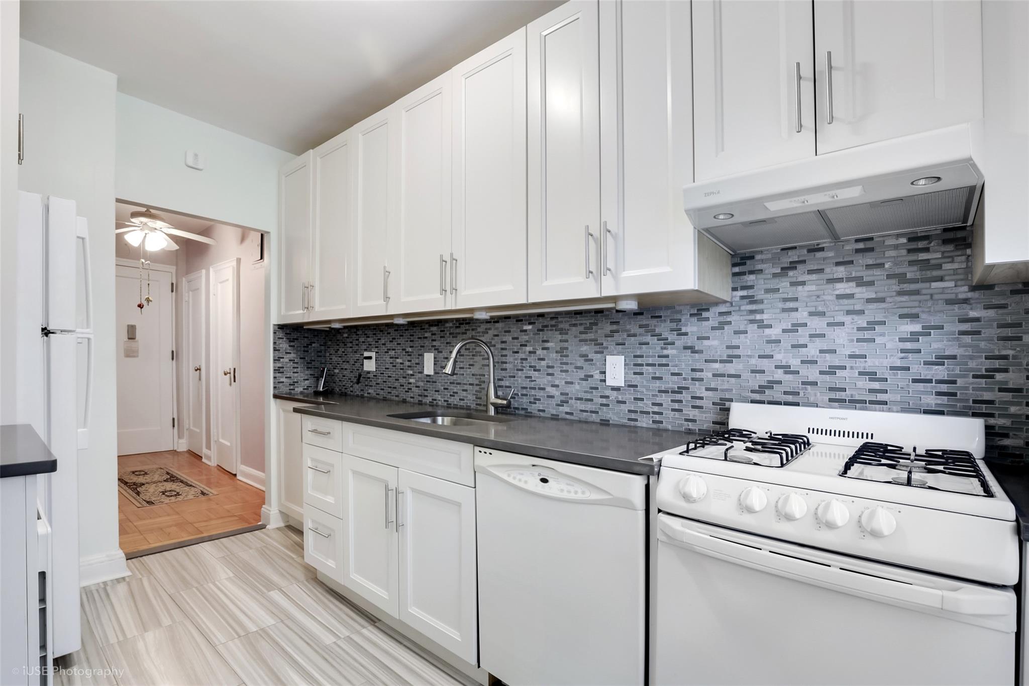 48-56 44th St #2H, Woodside, New York image 2