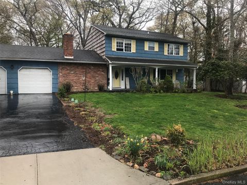 Homes For Sale - 19 Reynolds Road<br/> Shoreham, NY 11786