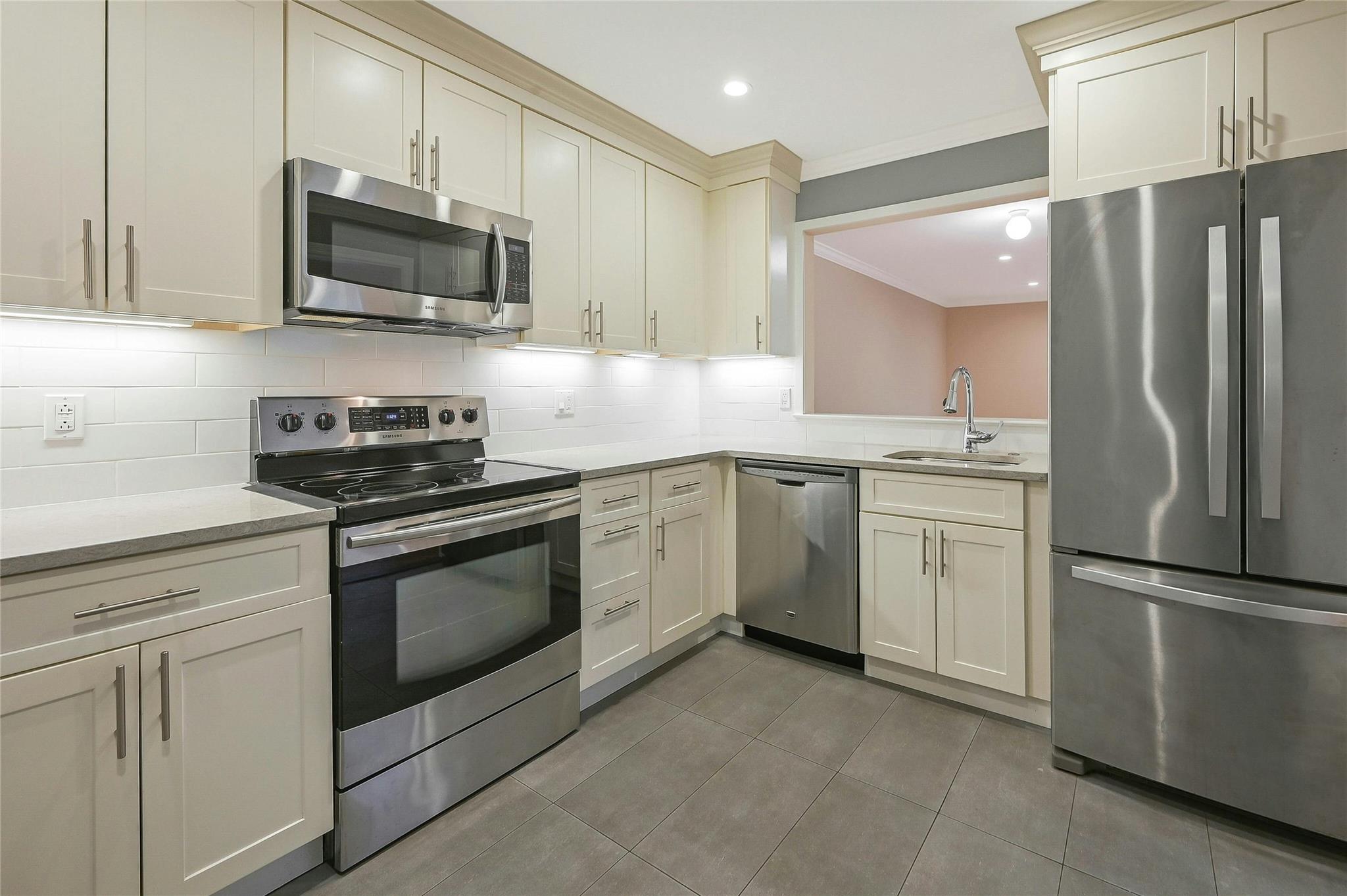 5 W Pine Street, Huntington, New York image 4
