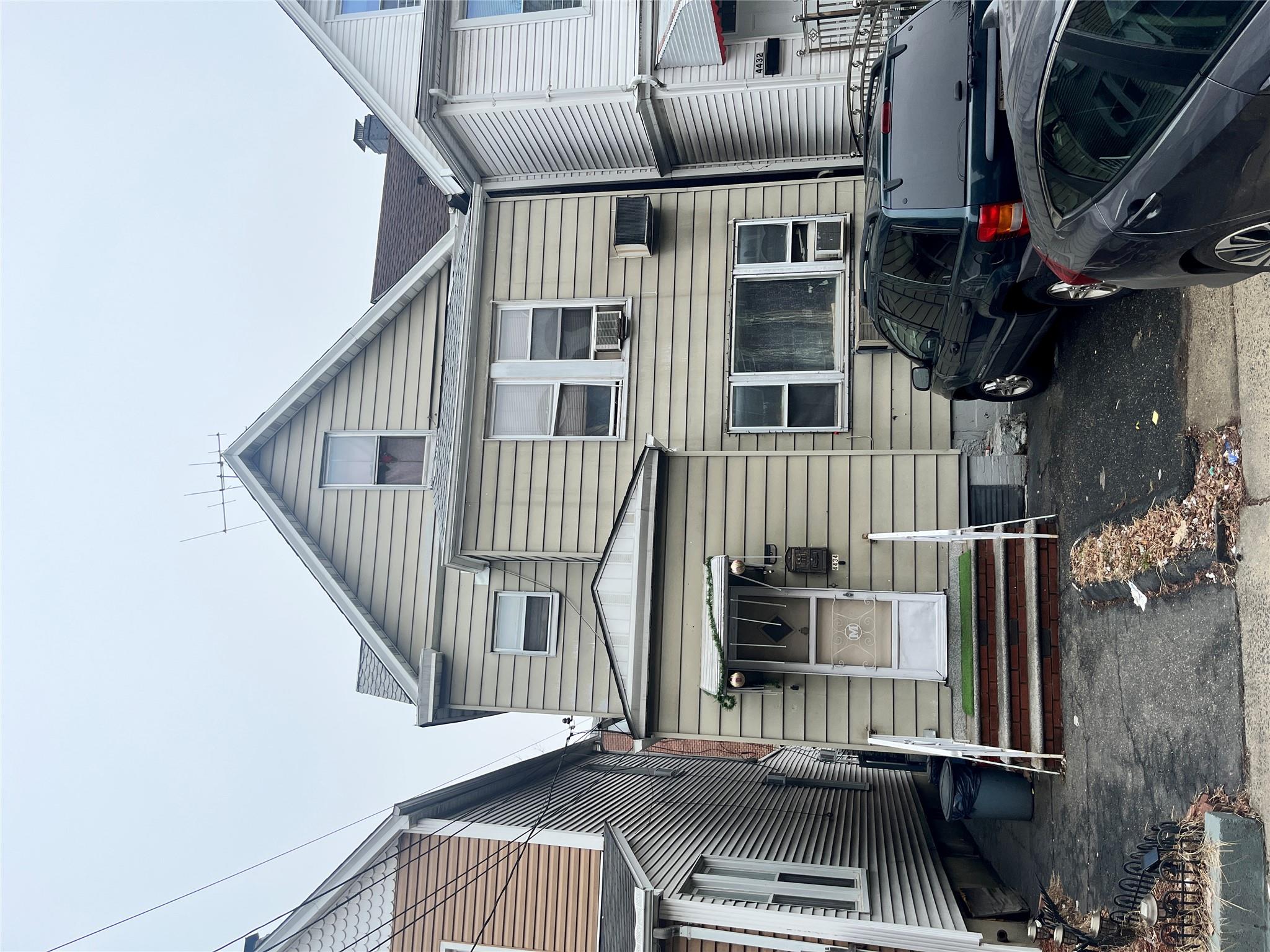 Property for Sale at Carpenter Avenue, Bronx, New York - Bedrooms: 5 
Bathrooms: 1  - $399,999