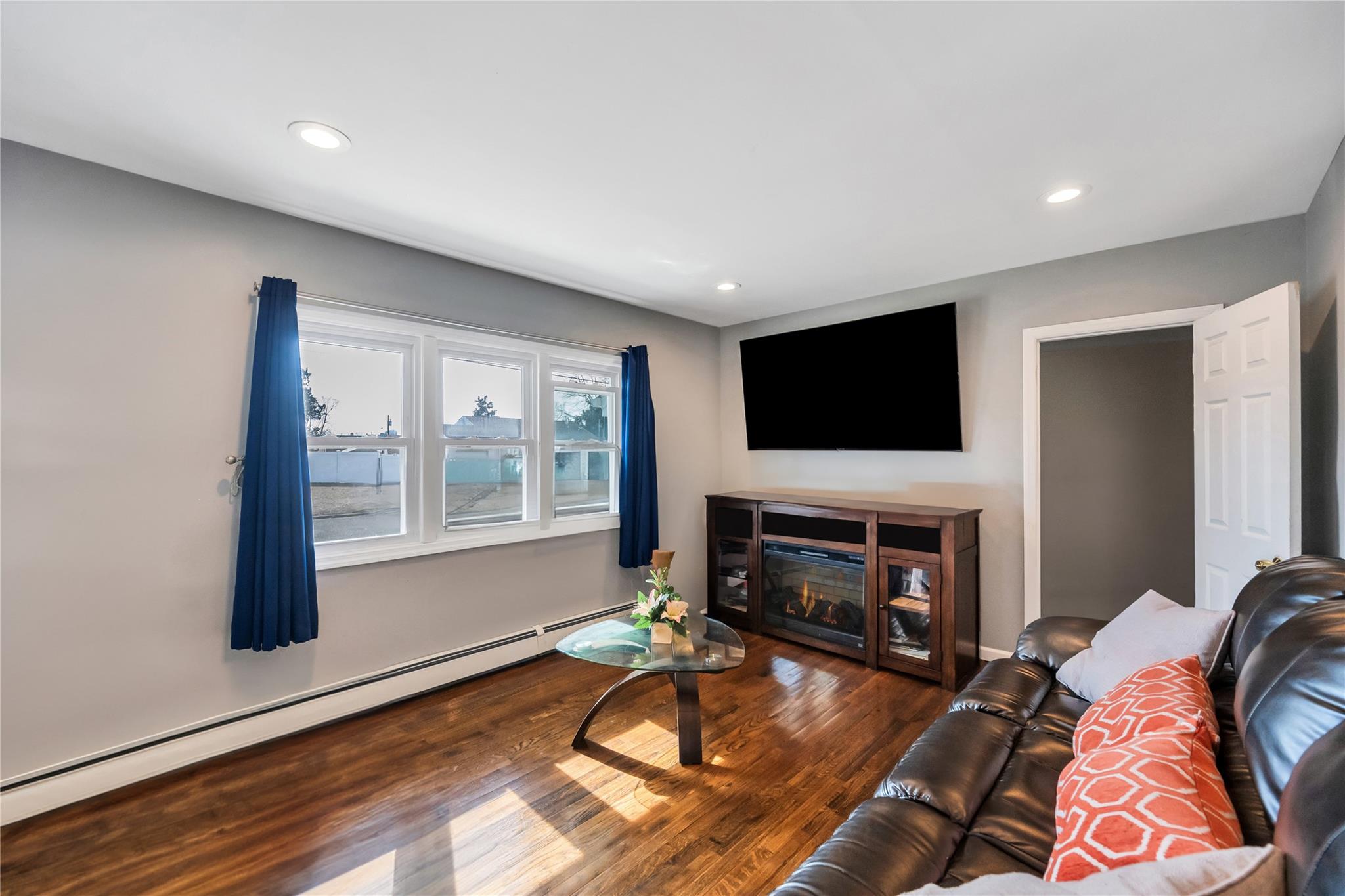23 Van Buren Street, Islip, New York image 3