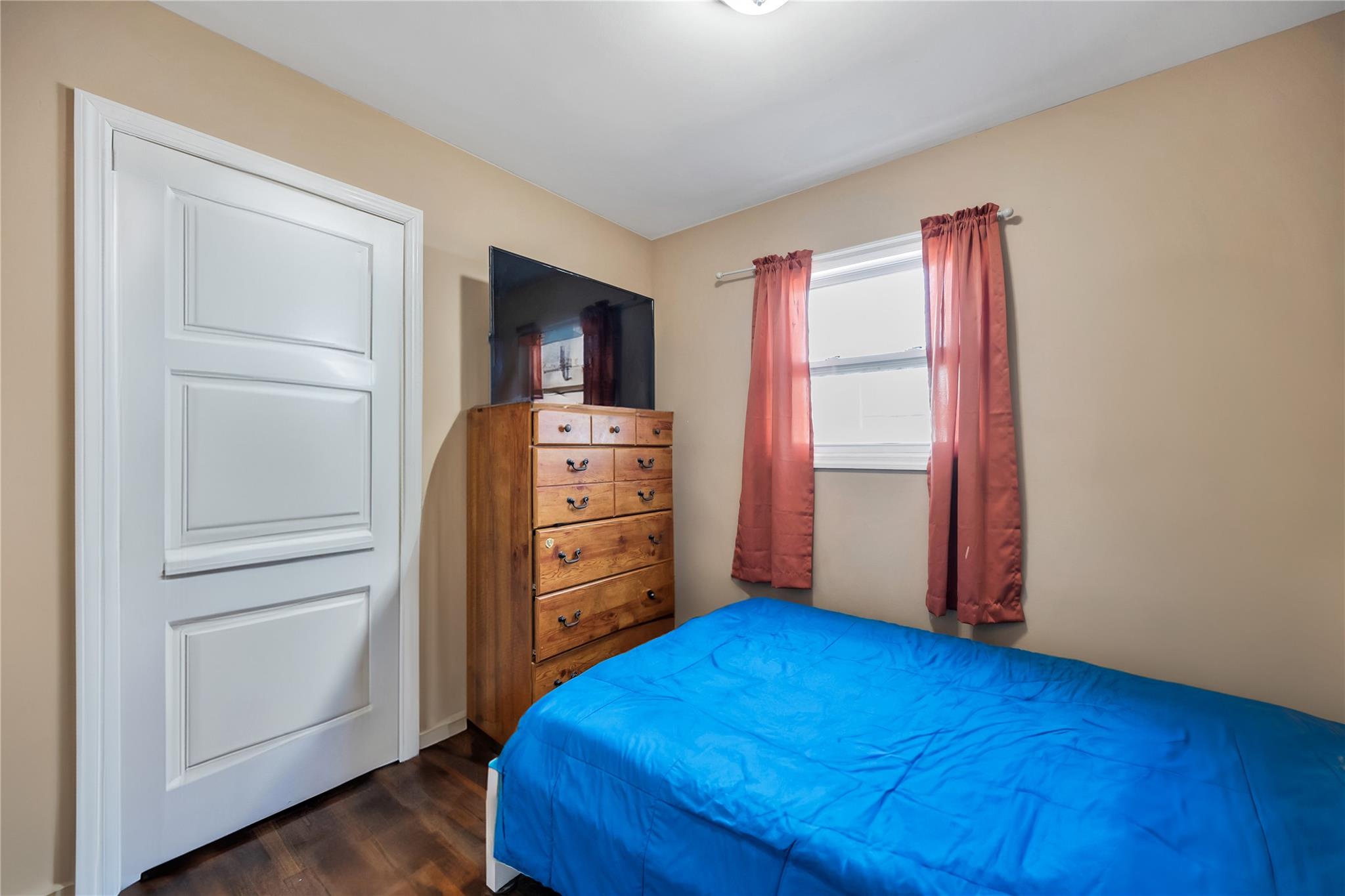 23 Van Buren Street, Islip, New York image 12