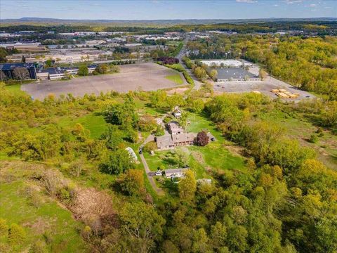701 BOICES Lane Kingston NY 12401