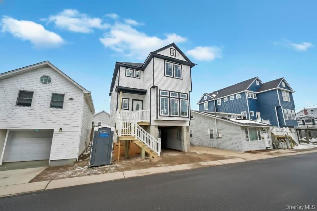 Photo of 9 James Street S, East Rockaway, NY 11518 (MLS # 962380)