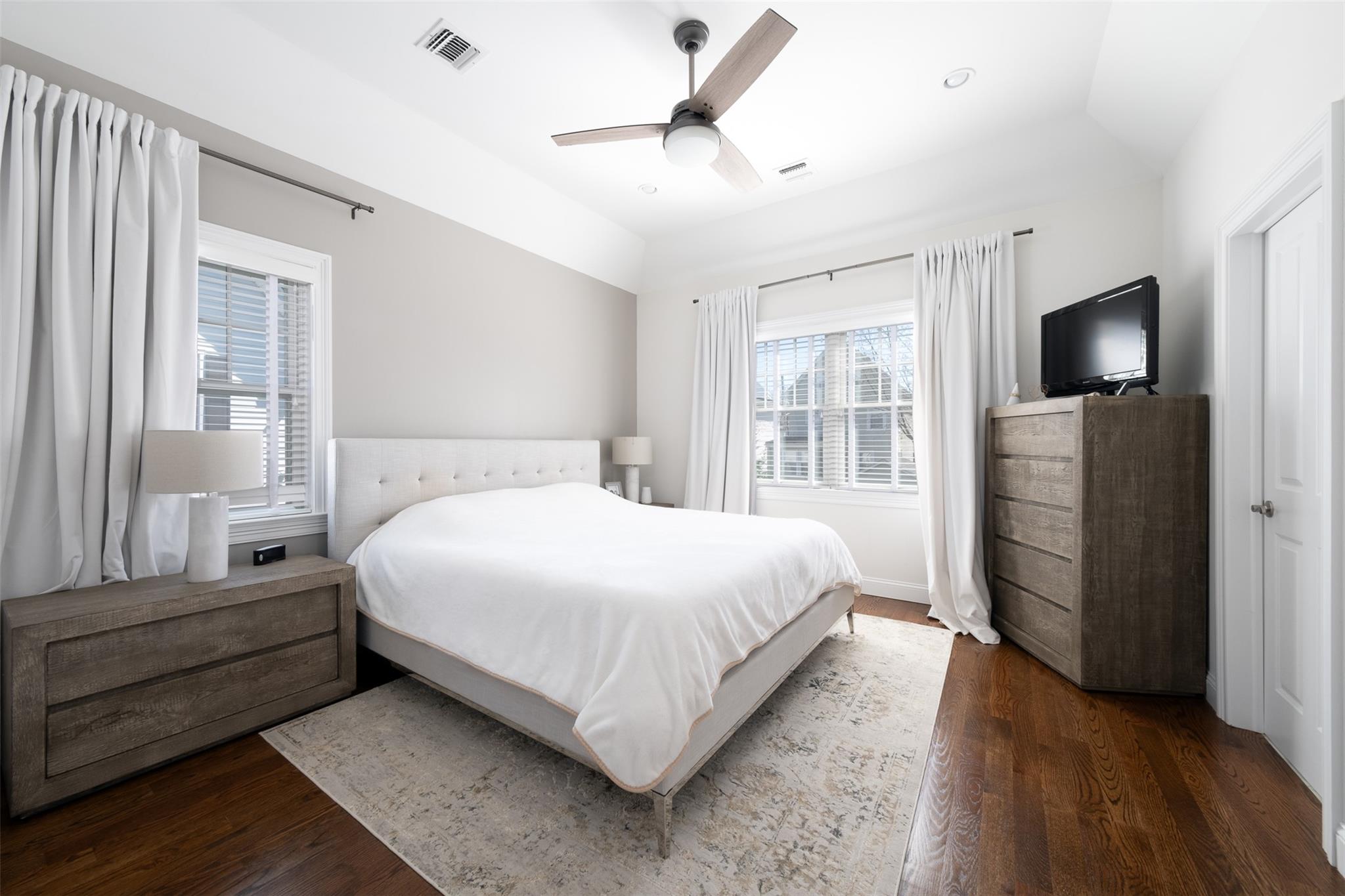 442 1st Avenue, Pelham, New York image 14