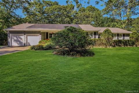 19 Fox Road East Setauket NY 11733