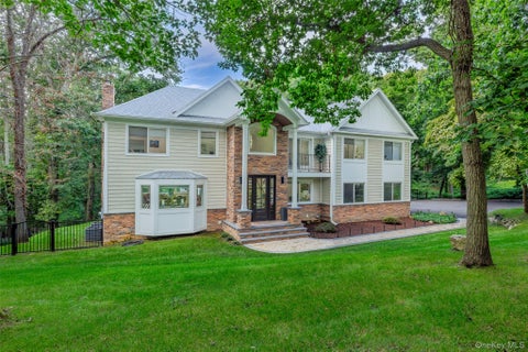 Homes For Sale - 5 Buena Vista Road<br/> Port Jefferson, NY 11777