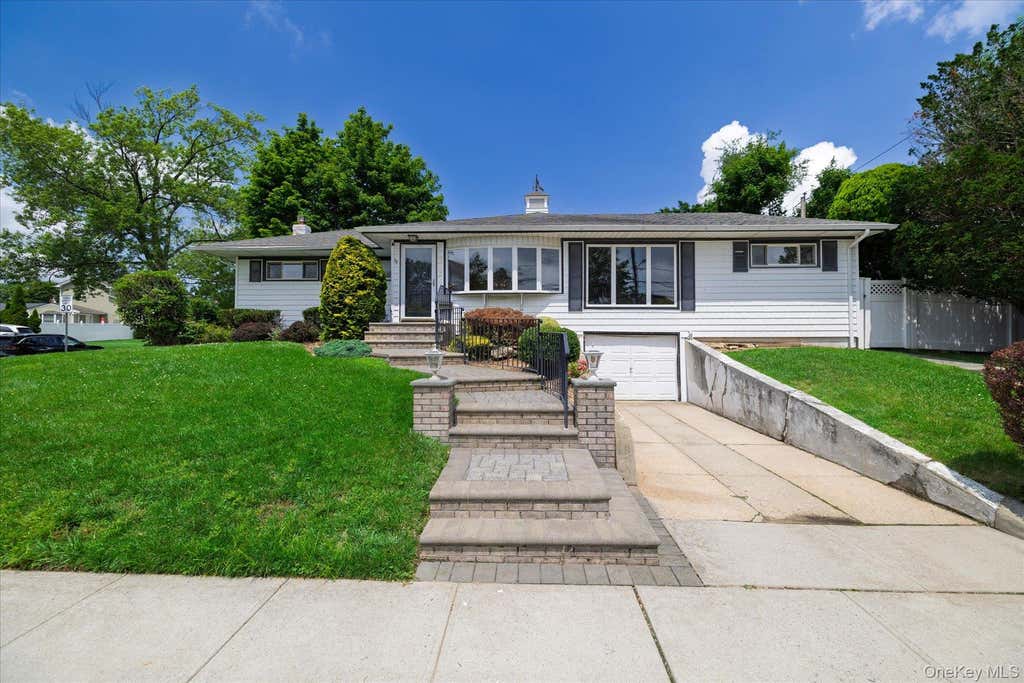 Photo of 3695 Waverly Avenue, Seaford, NY 11783 (MLS # 1034696)