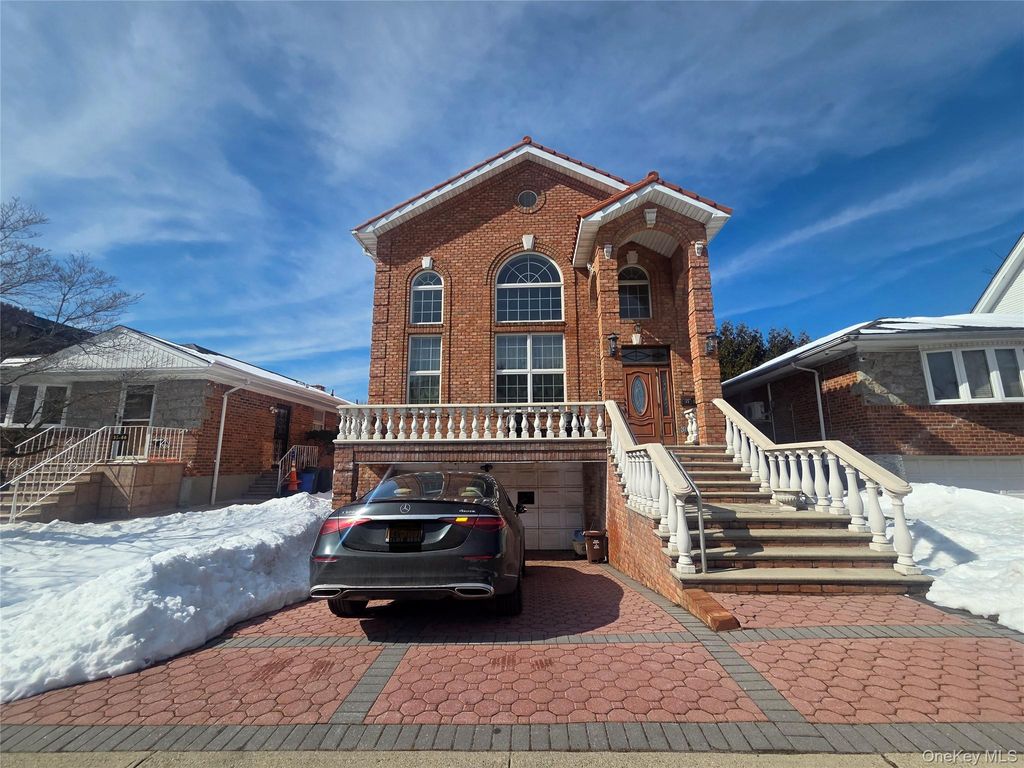 Photo of 3562 168th Street, Flushing, NY 11358 (MLS # 966137)