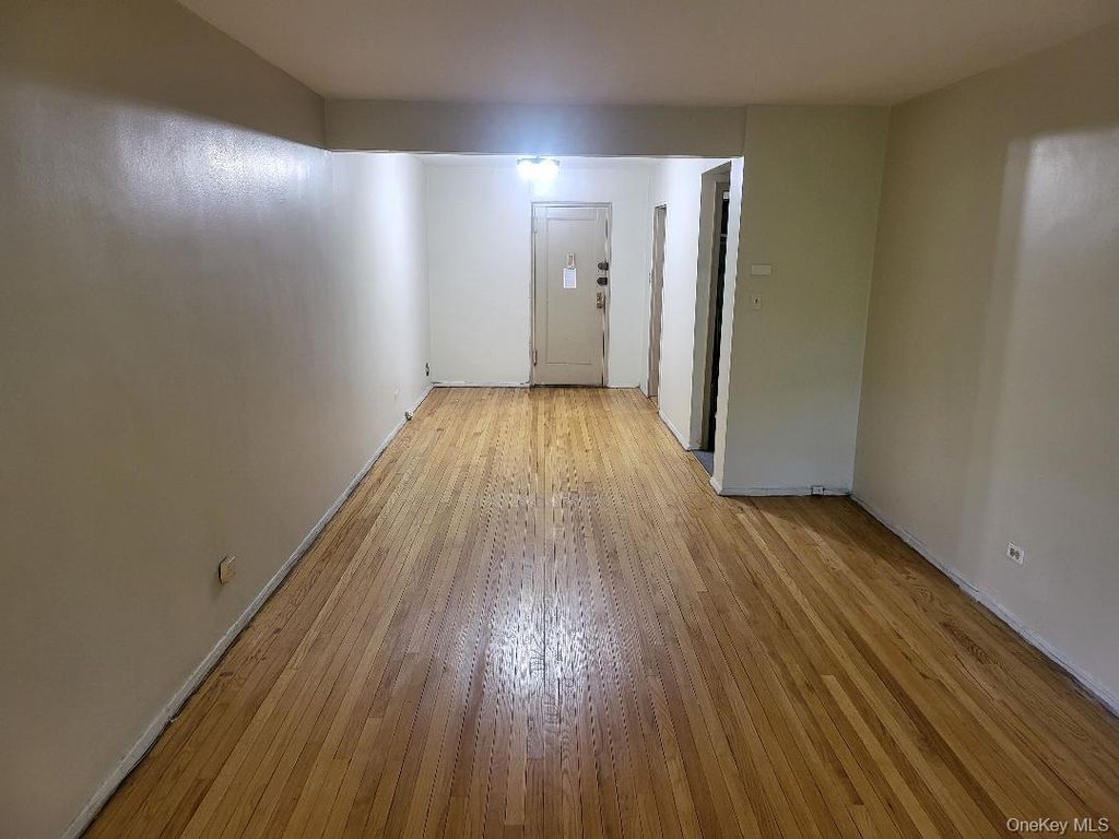 Photo of 87-50 204 Street #B46, Hollis, NY 11423 (MLS # 1000996)