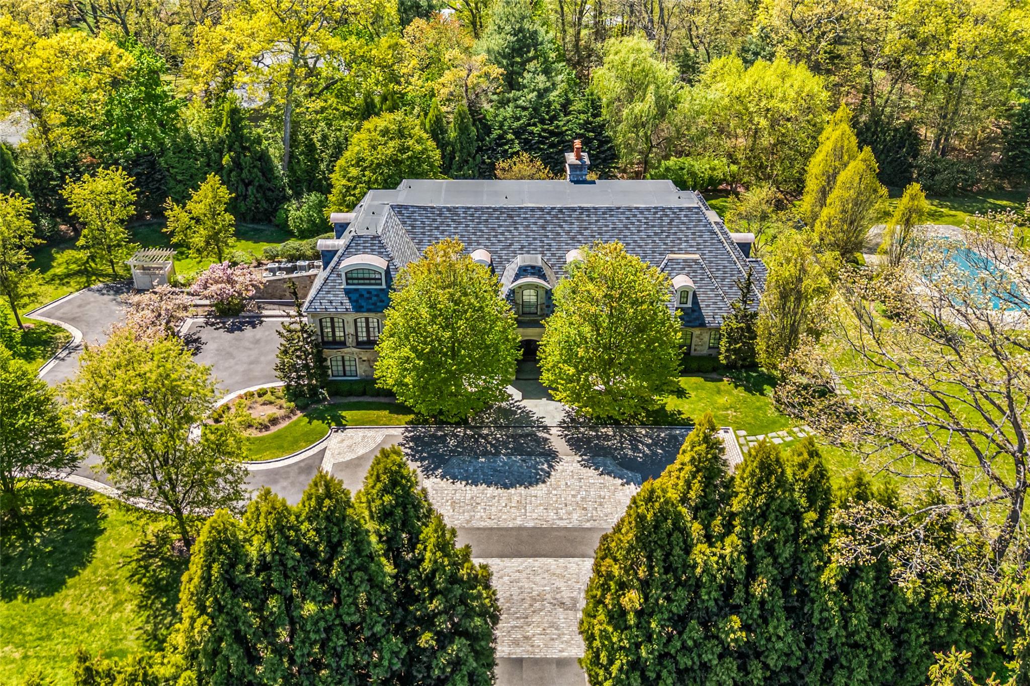 167 Brookville Road