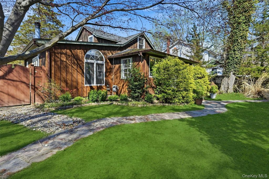 Photo of 2 Isis Road, Rocky Point, NY 11778 (MLS # 987709)