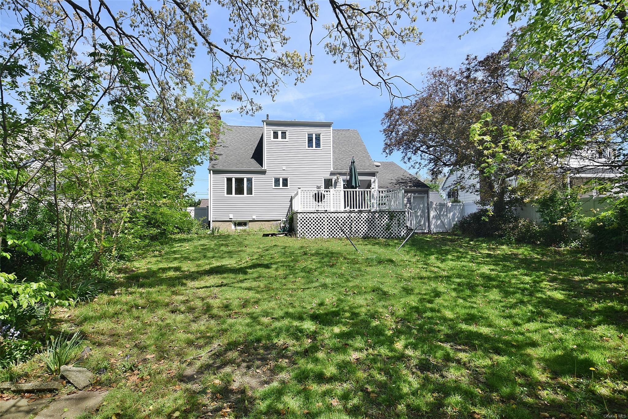 28 Karen Street, West Babylon, New York image 25