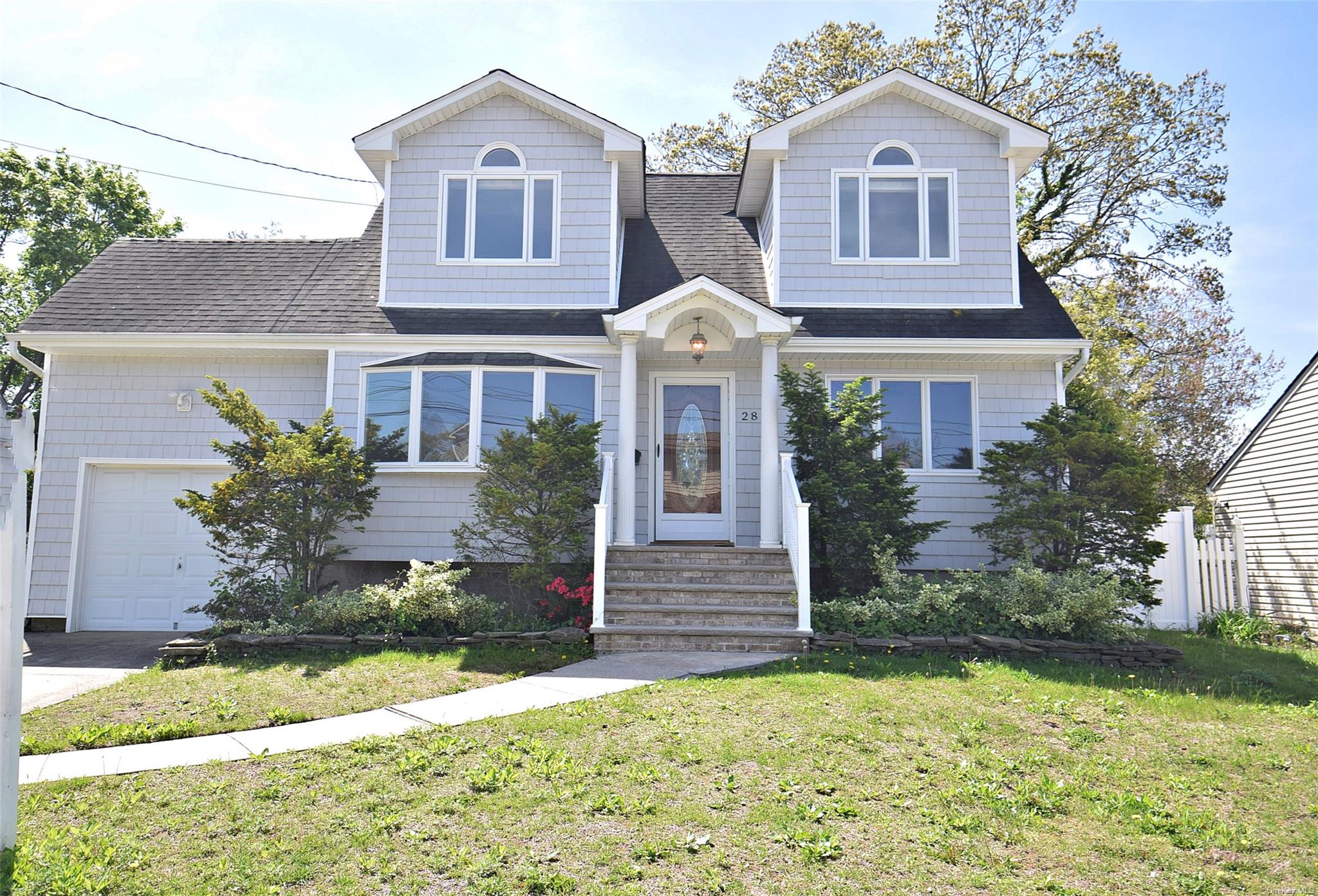 28 Karen Street, West Babylon, New York image 30