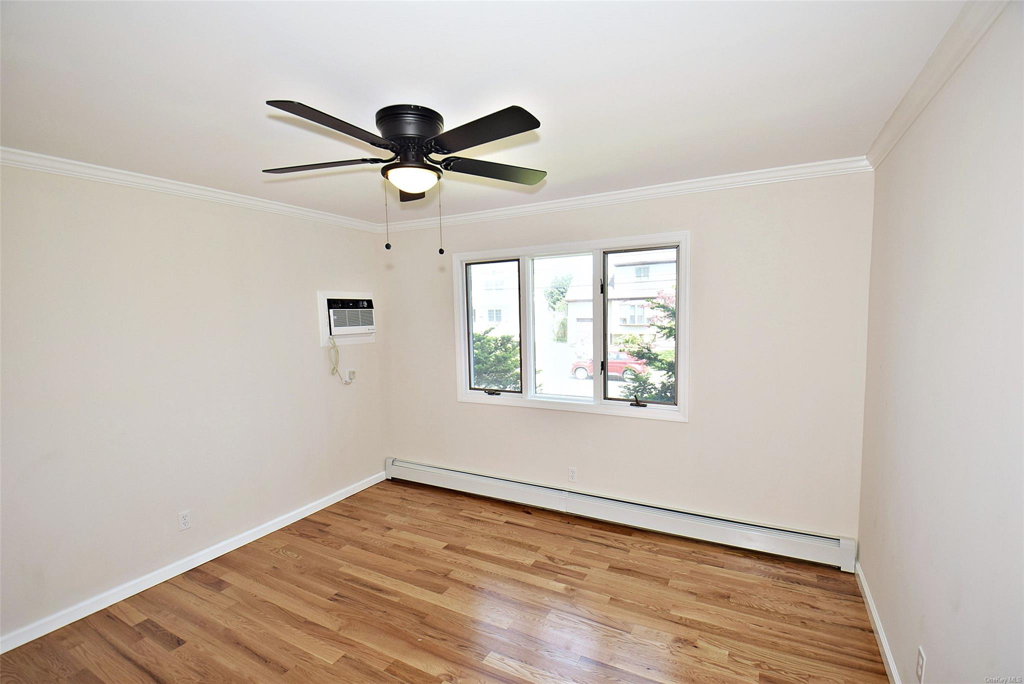28 Karen Street, West Babylon, New York image 10