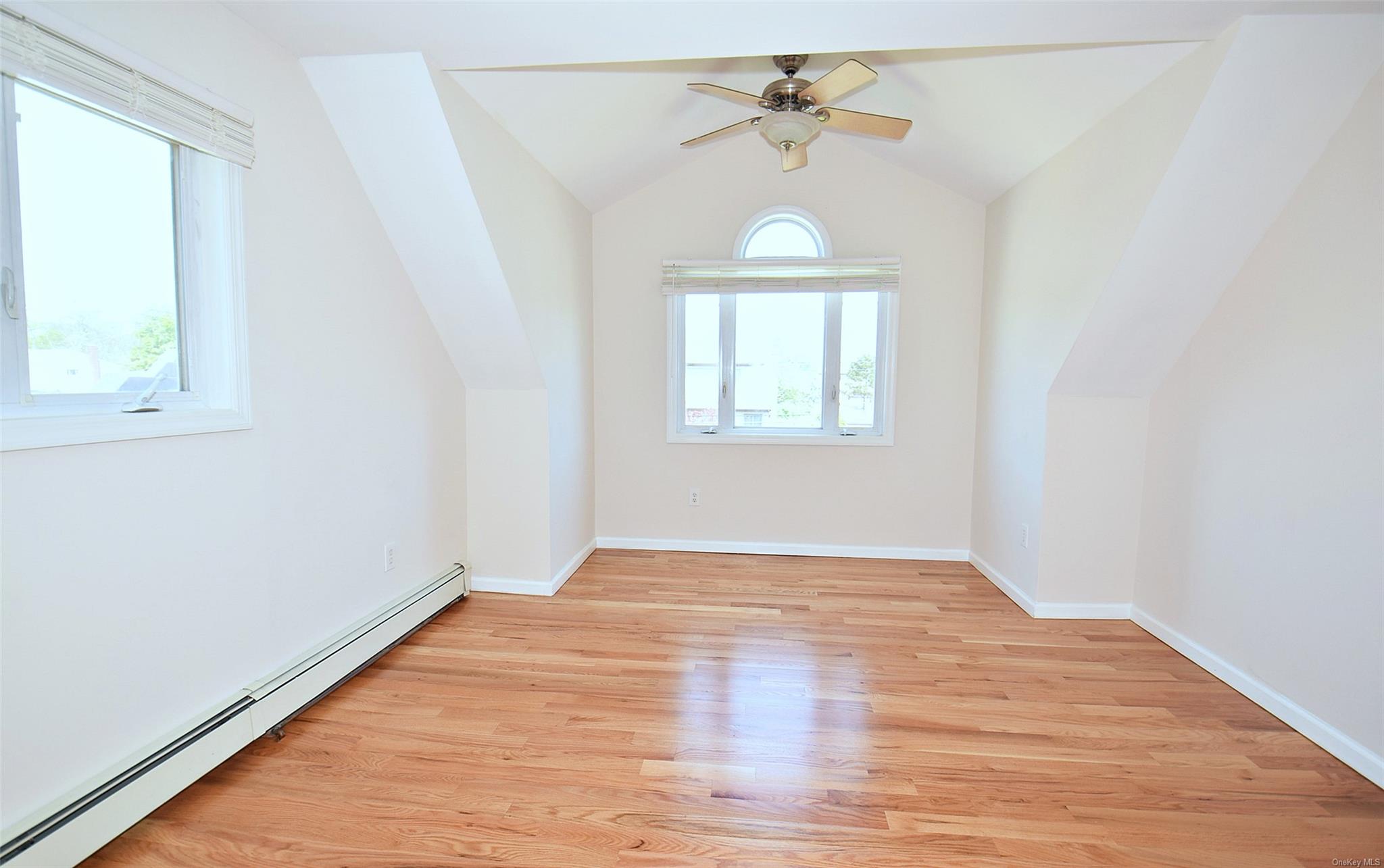 28 Karen Street, West Babylon, New York image 20