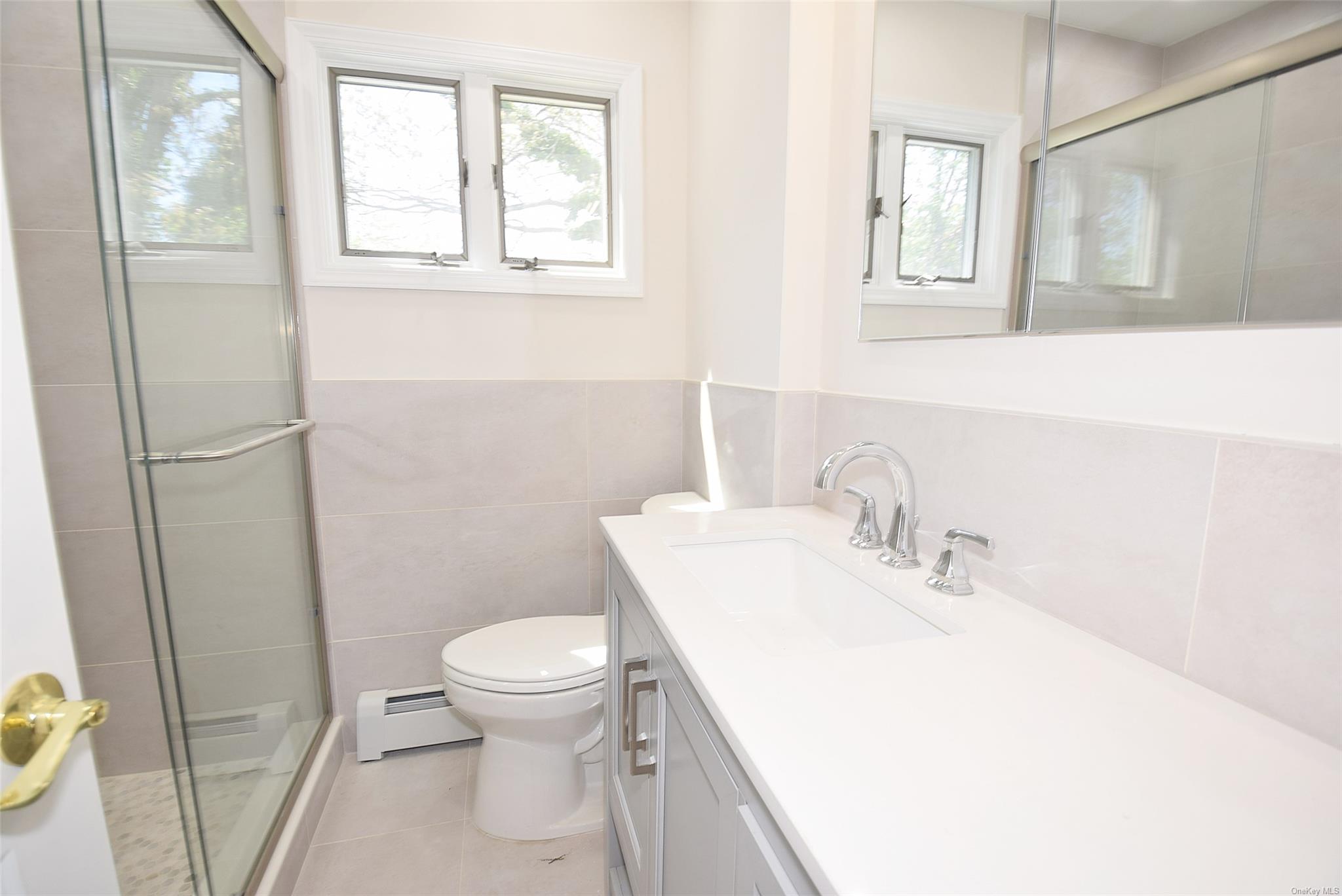 28 Karen Street, West Babylon, New York image 13