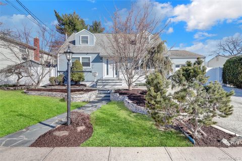 188 N Kentucky Avenue Massapequa NY 11758