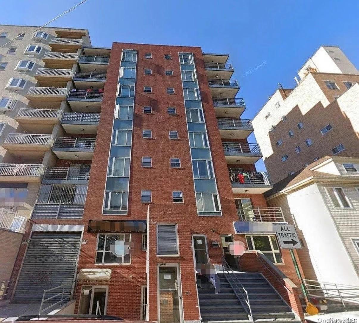 Property for Sale at Cherry Ave 5C, Flushing, Queens, NY - Bedrooms: 2 
Bathrooms: 2 
Rooms: 5  - $668,000