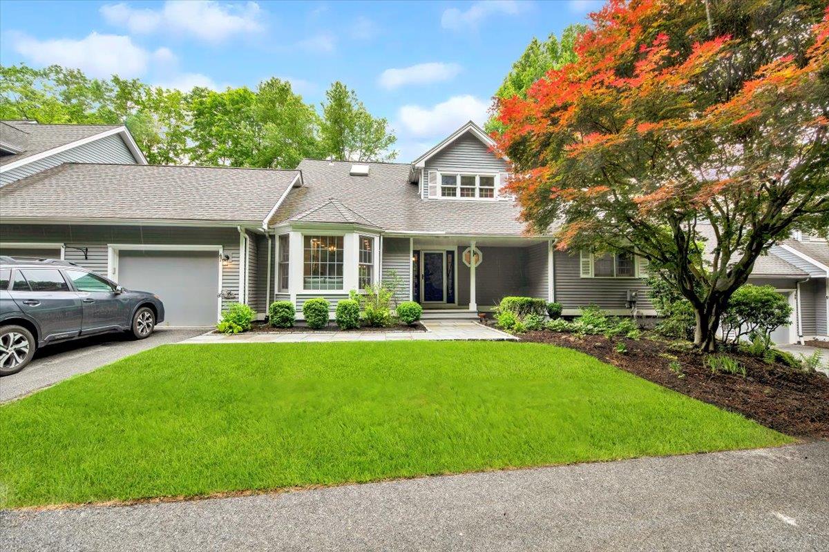 Bell Hollow Road 47, Mount Kisco, New York - 3 Bedrooms  
4 Bathrooms  
9 Rooms - 