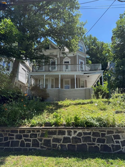 Homes For Sale - 512 Warburton Avenue<br/> Yonkers, NY 10701