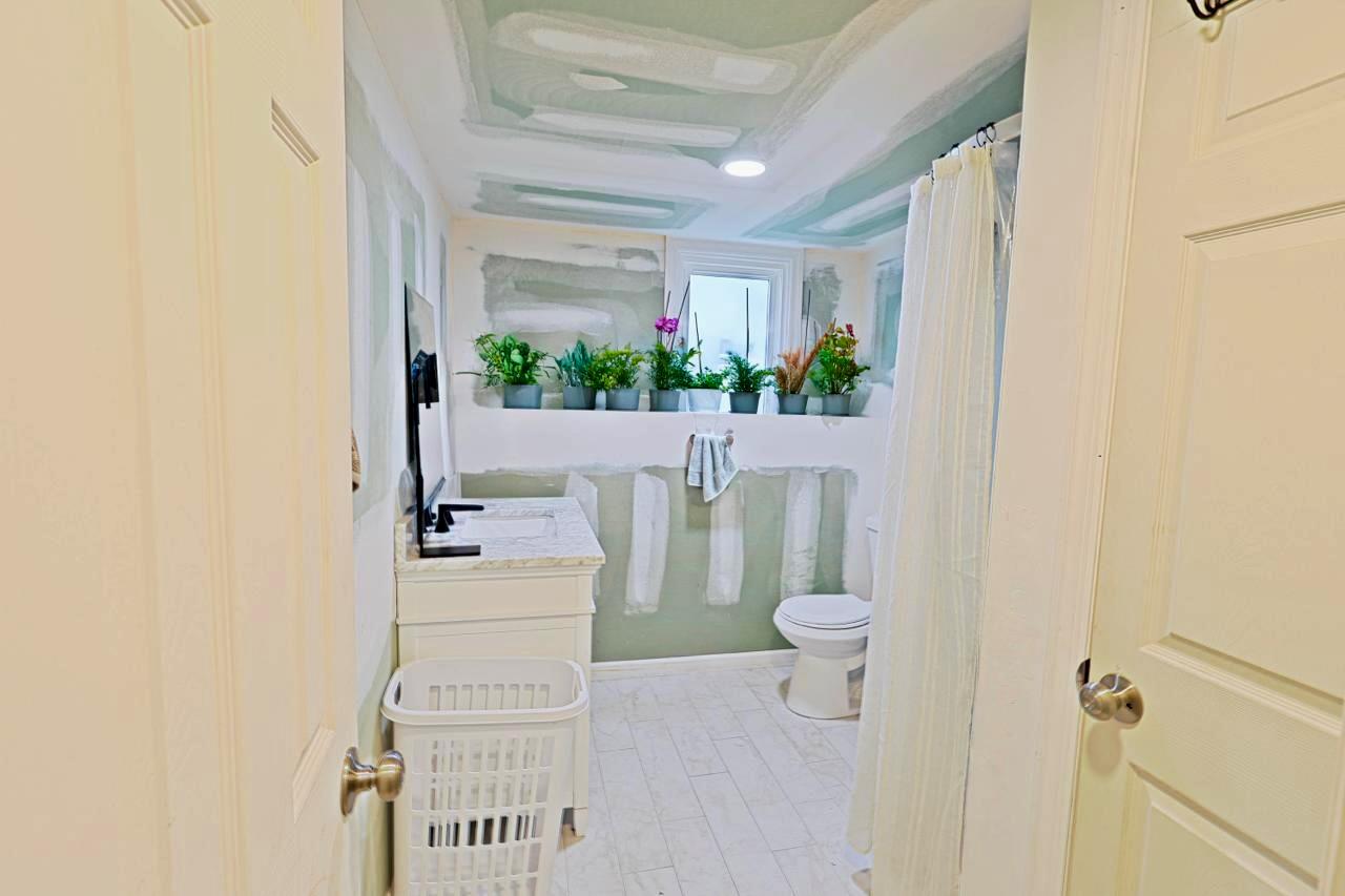 268 Grand Boulevard, Deer Park, New York image 14