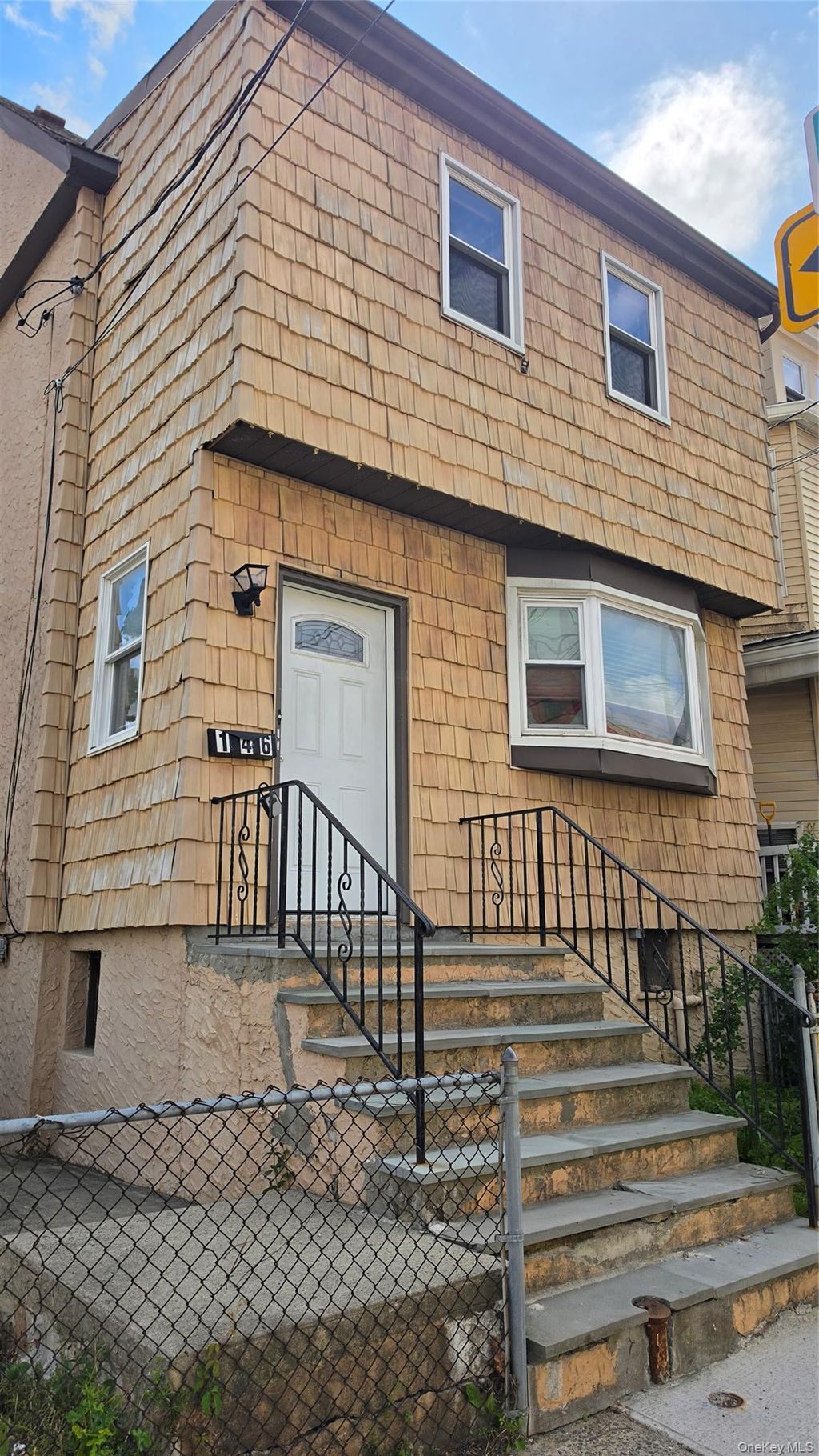 Photo of 146 Beechwood Avenue, New Rochelle, NY 10801 (MLS # 1004290)