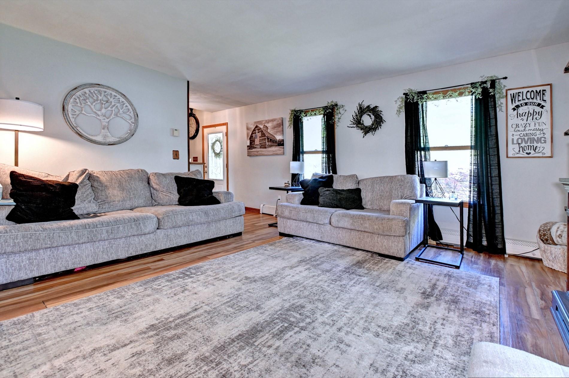 5 Mount Oak Place