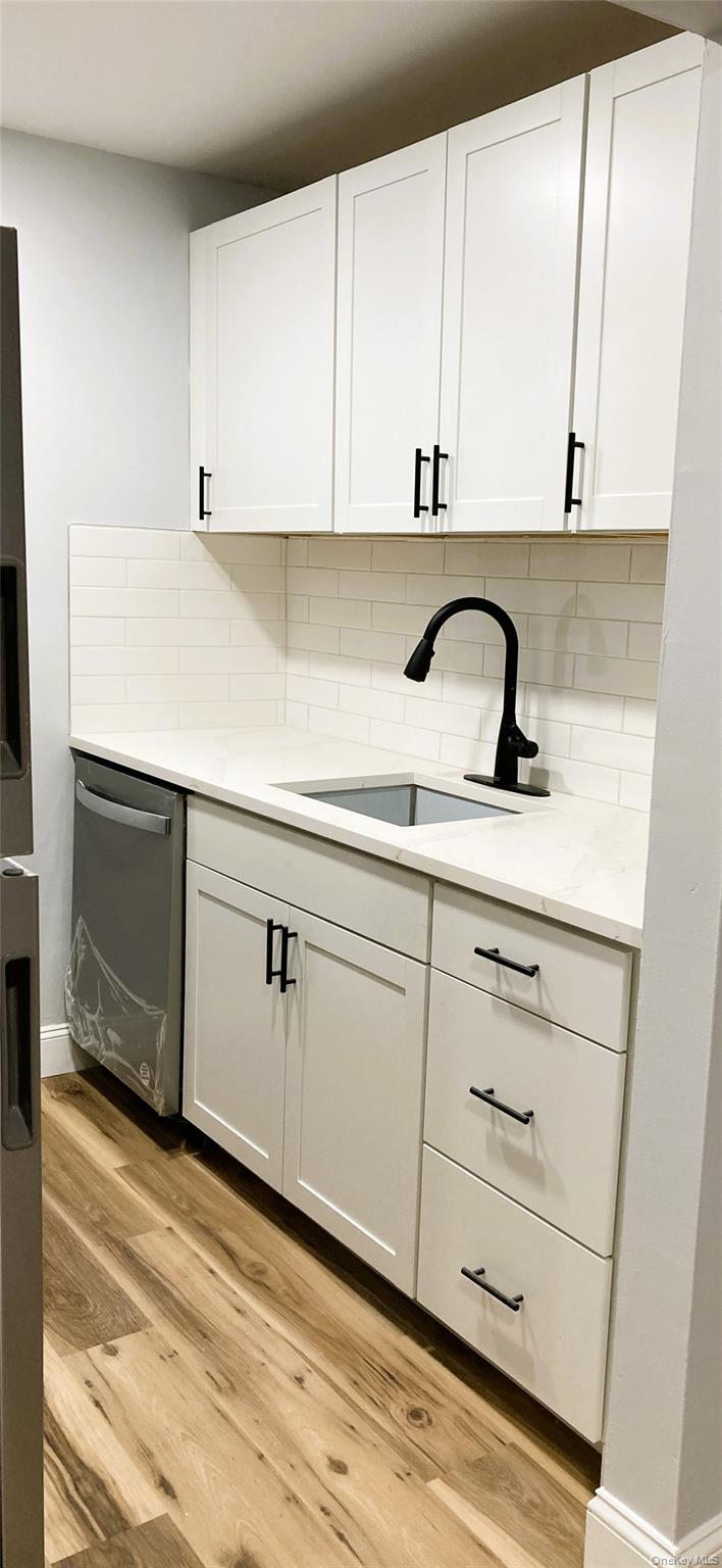 130 Colonial Parkway 1C