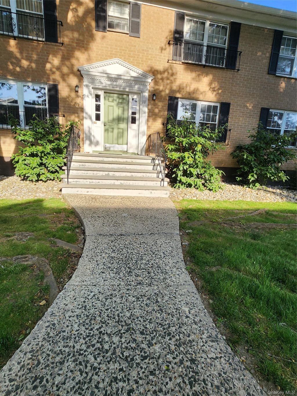 Photo of 10 Somerset Drive #26K, Suffern, NY 10901 (MLS # 1010109)