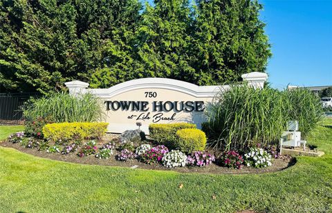 Photo of 750 Lido Boulevard #86B, Lido Beach, NY 11561 (MLS # 899600)