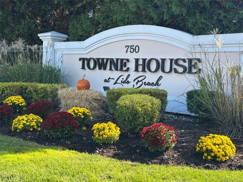 Photo of 750 Lido Boulevard #86B, Lido Beach, NY 11561 (MLS # 899600)