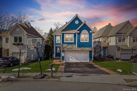 Homes For Sale - 192 Benefield Boulevard<br/> Peekskill, NY 10566