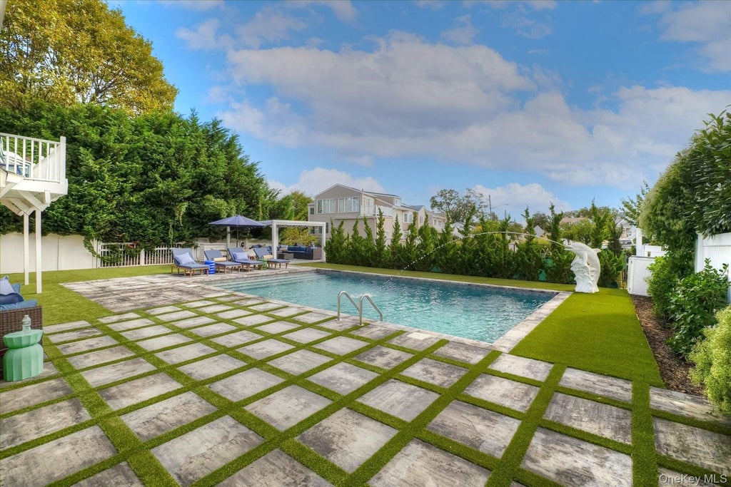 Photo of 39 Cathay Road, East Rockaway, NY 11518 (MLS # 1049266)