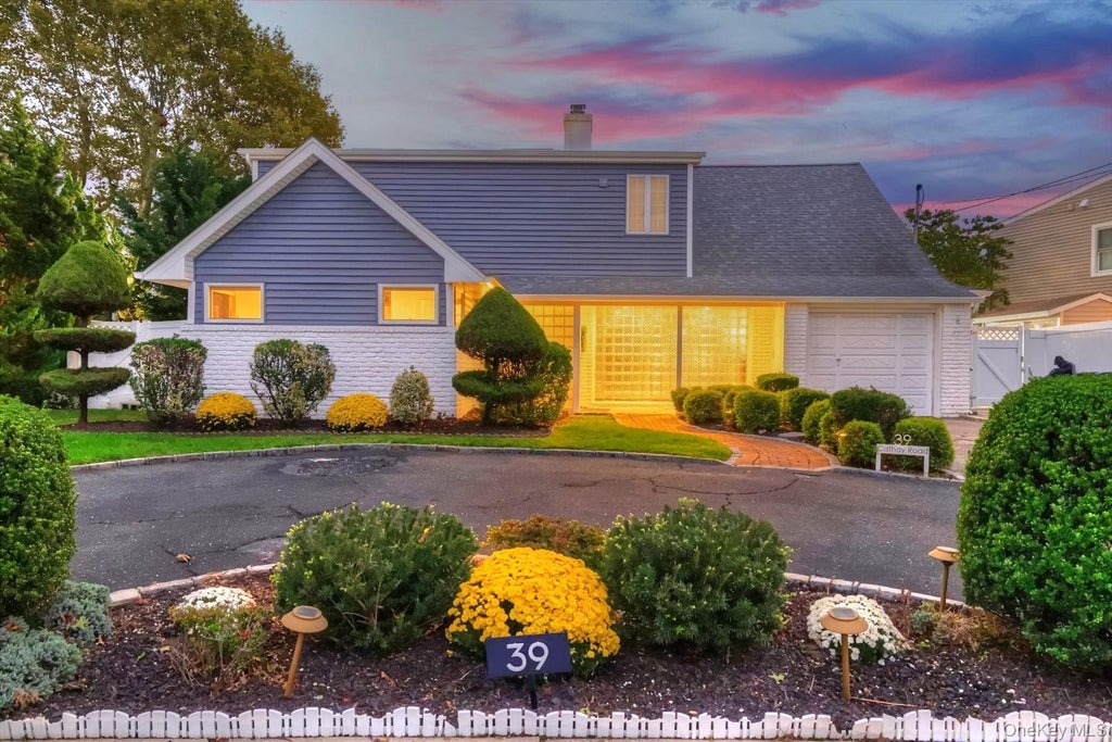 Photo of 39 Cathay Road, East Rockaway, NY 11518 (MLS # 1049266)