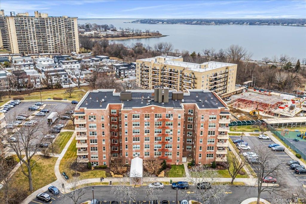 Photo of 23-45 Bell Boulevard #2D, Bayside, NY 11360 (MLS # 952844)