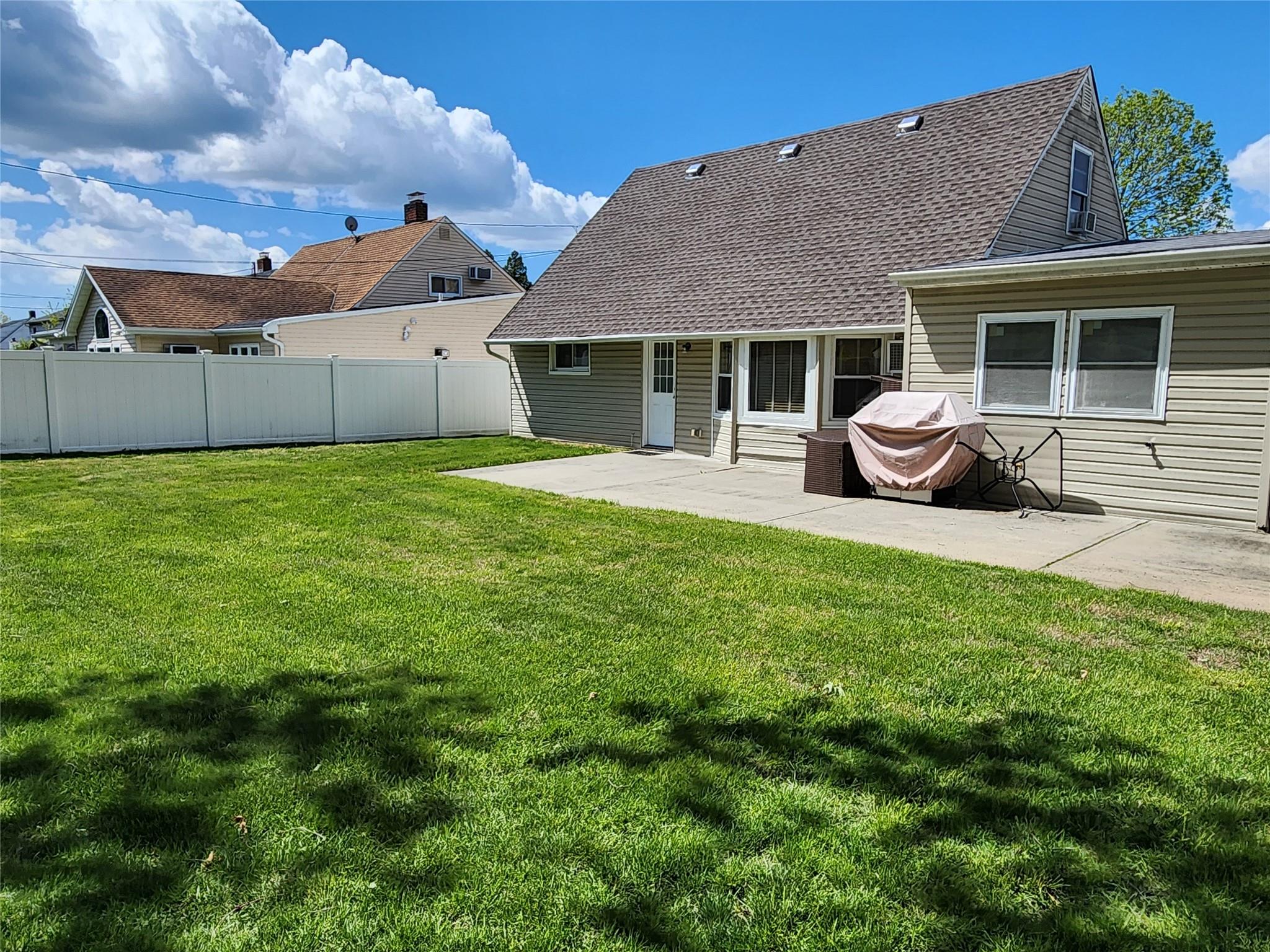 17 College Lane, North Hempstead, New York image 10