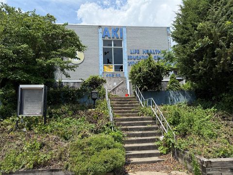 195-39 HILLSIDE AVENUE Holliswood NY 11423