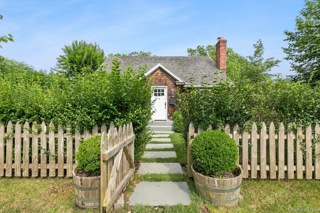 Photo of 98 Sherrill Road, East Hampton, NY 11937 (MLS # 1056992)