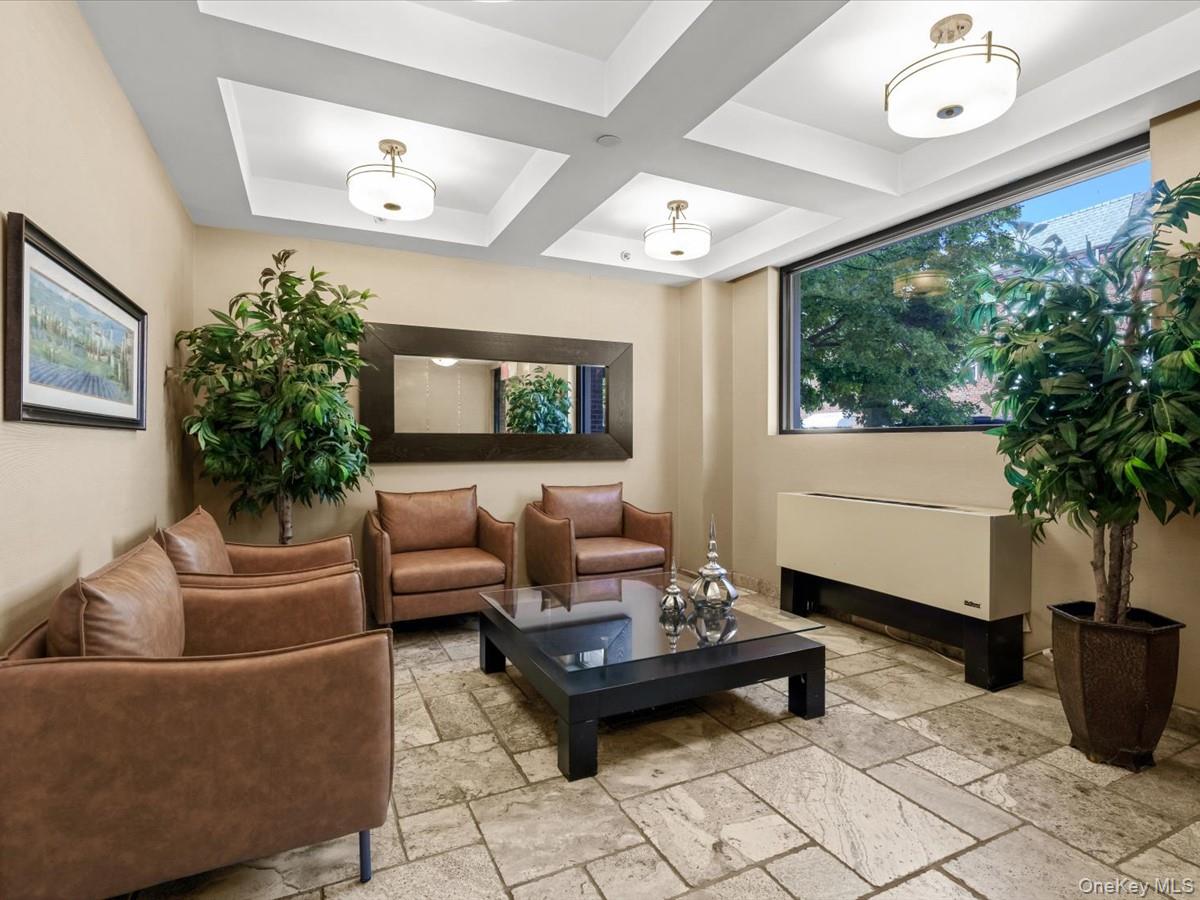 2519 35th Street 4C