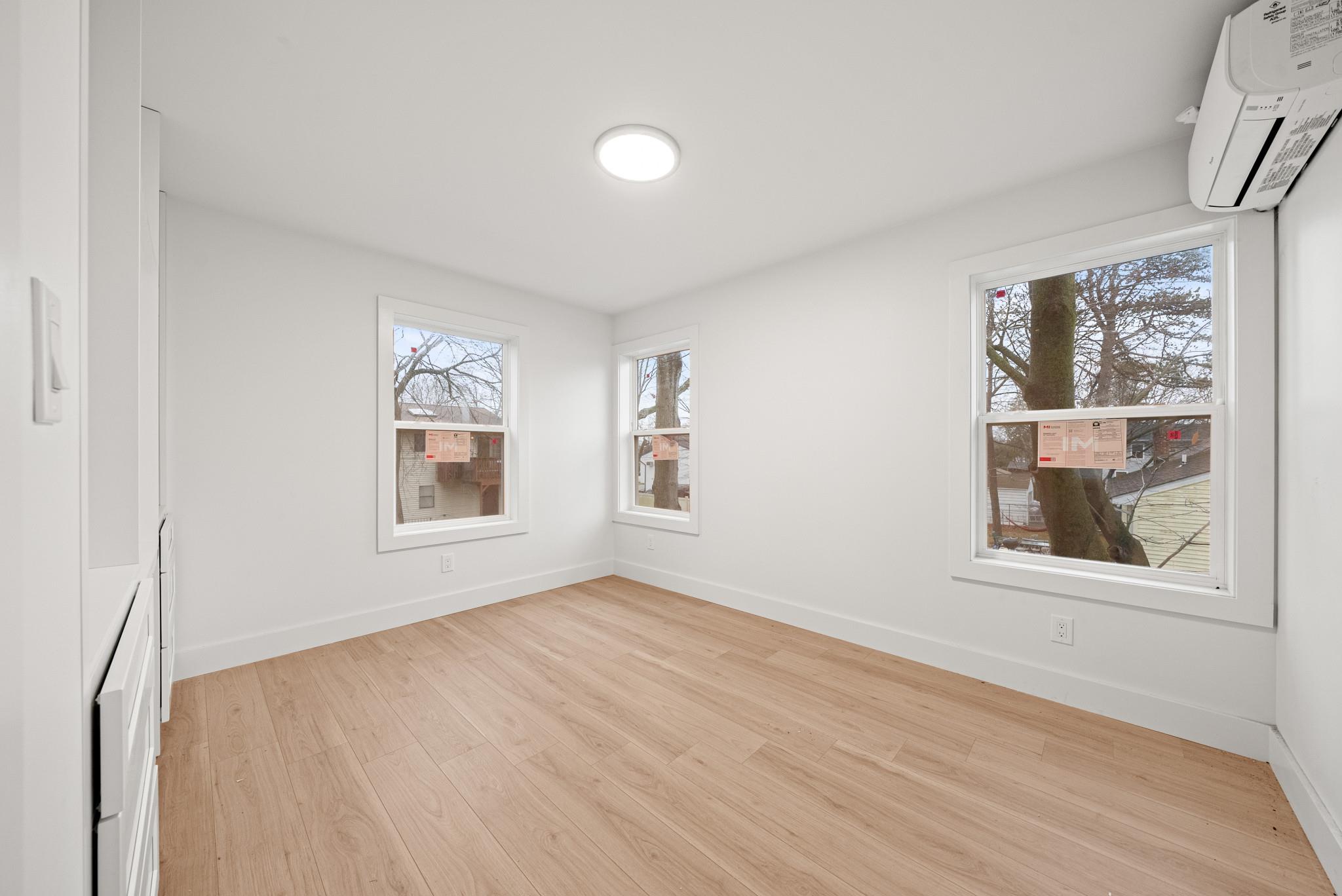 71 S 29th Street, Wyandanch, New York image 7