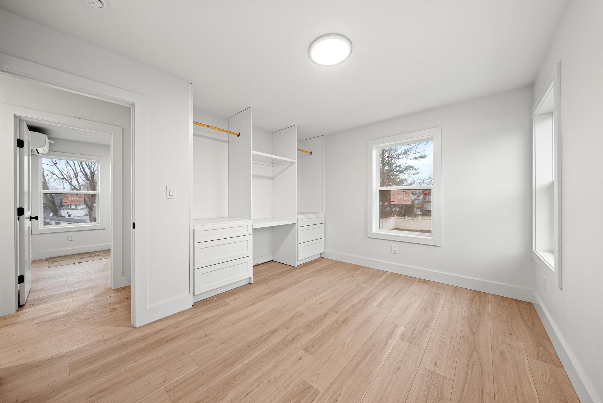 71 S 29th Street, Wyandanch, New York image 5